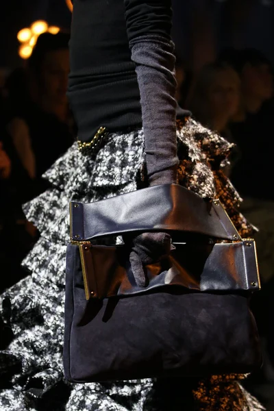 Look 12